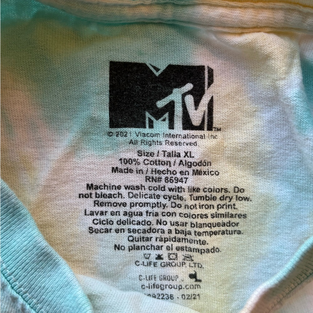 MTV Graphic Crop Tee - Picture 3 of 4